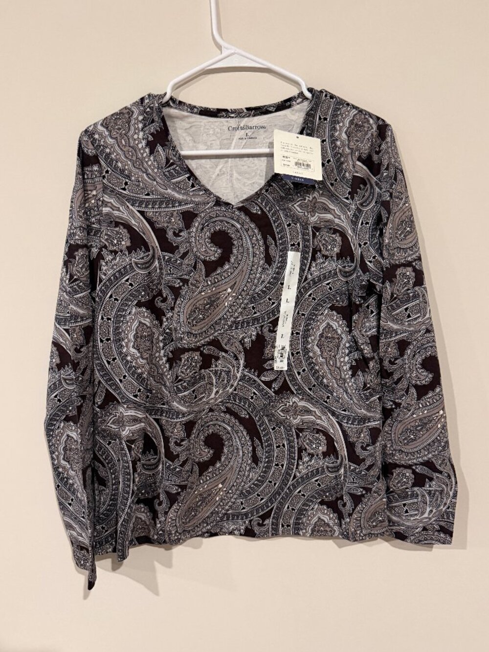 Sonoma Women’s Long-Sleeve V-Neck Shirt – Size Large – NWT